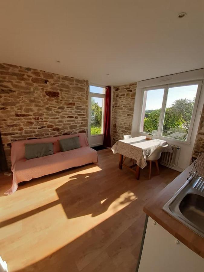 Superbe Studio, Avec Cuisine Et Espace Extérieur Appartement *